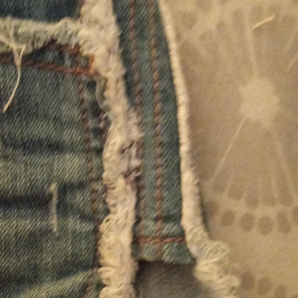 Just Cavalli Distressed Denim shorts - Picture 3 of 4